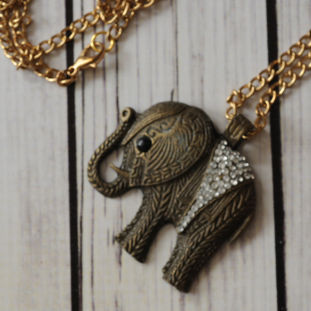 vintage long rhinestone elephant pendant necklace